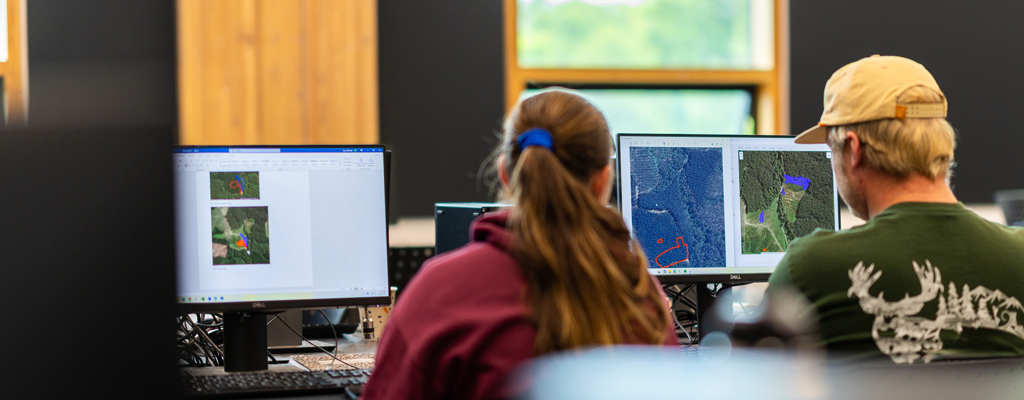 Students in computer lab working with LIDAR