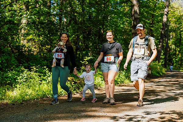 Roots run participants