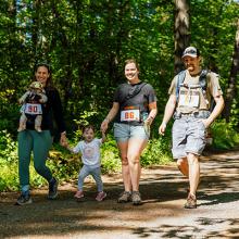 Roots run participants